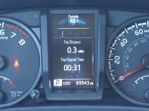 Certified 2023 Toyota Tacoma SR AWD/4WD image 25