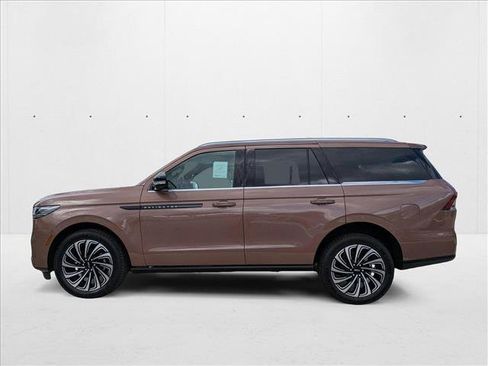 New 2025 Lincoln Navigator Black Label image 5