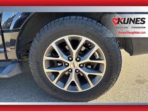 Used 2017 Ford Expedition EL XLT w/ Equipment Group 201A image 16