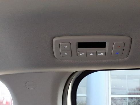 New 2026 Kia Carnival image 10