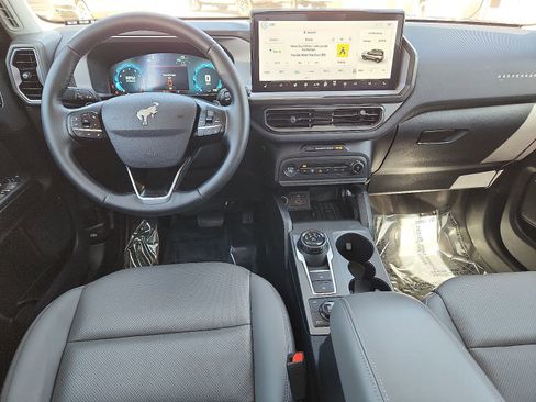 Used 2025 Ford Bronco Sport Badlands image 12