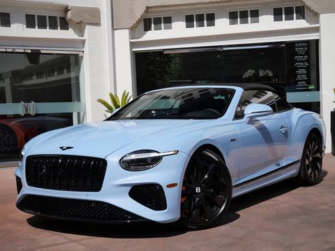 Used 2026 Bentley Continental GT Azure AWD/4WD image 11