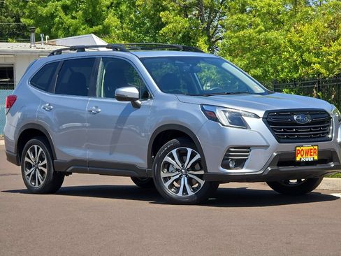 Used 2024 Subaru Forester Limited AWD/4WD image 2