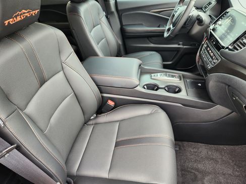 Certified 2025 Honda Ridgeline TrailSport image 14
