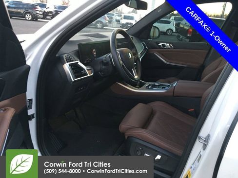 Used 2024 BMW X5 xDrive50e w/ Parking Assistance Package image 3