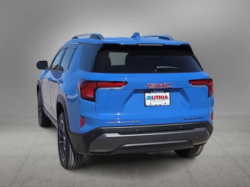 Used 2025 GMC Terrain Elevation w/ Elevation Premium Package AWD/4WD image 7