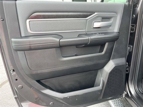 Used 2023 RAM 4500 SLT w/ Quick Order Package 2YG SLT image 23