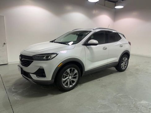 Certified 2023 Buick Encore GX Essence w/ Experience Buick Package image 3