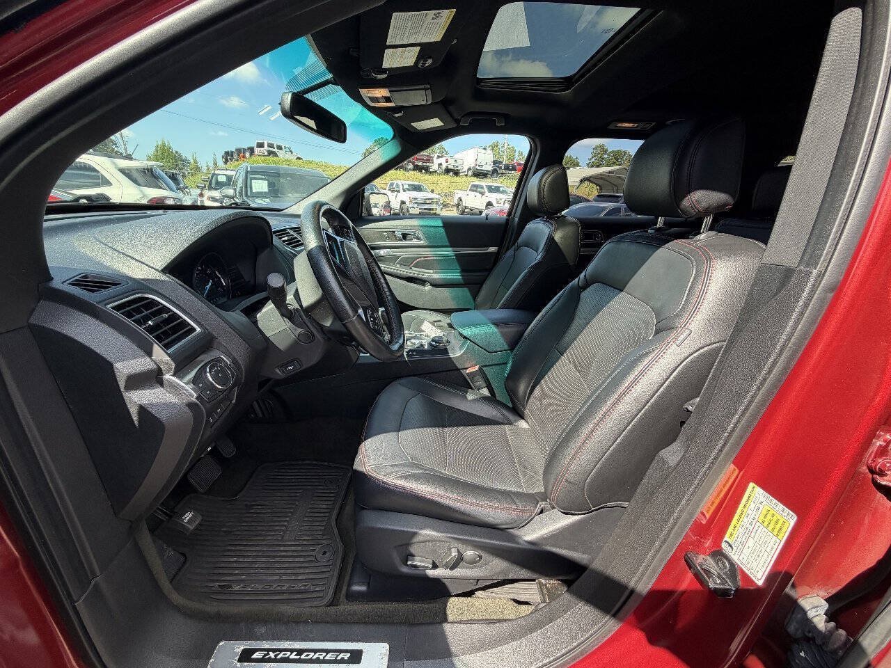 Used 2016 Ford Explorer Sport w/ Equipment Group 401A AWD/4WD image 23