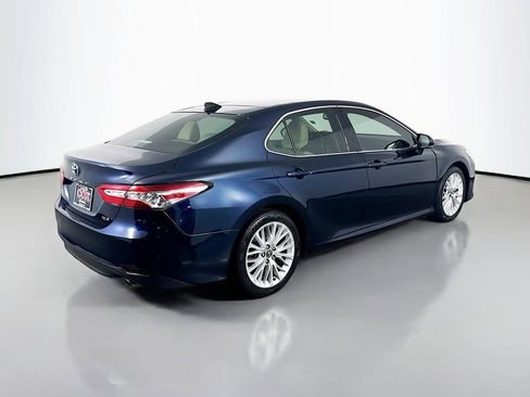 Certified 2020 Toyota Camry XLE image 5