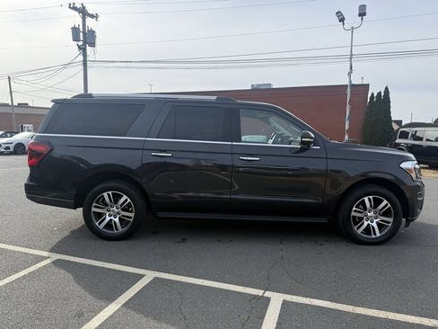 Used 2024 Ford Expedition Max Limited image 2