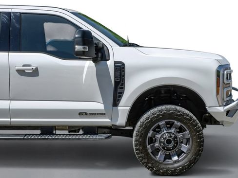 Used 2024 Ford F250 Lariat w/ Lariat Ultimate Package AWD/4WD image 7