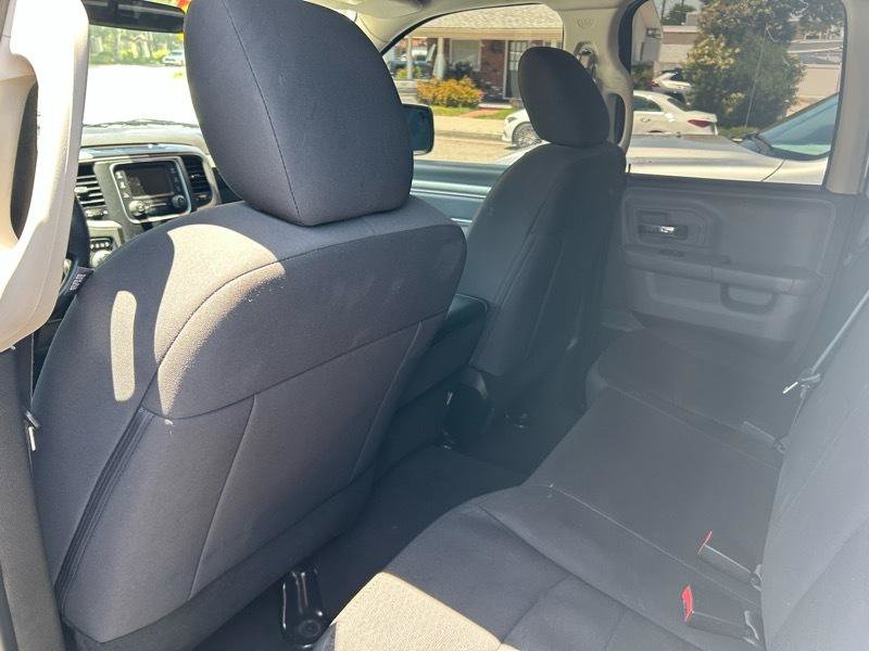 Used 2019 RAM 1500 Warlock RWD image 16