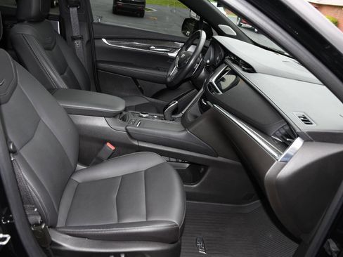 Used 2023 Cadillac XT5 Sportv w/ LPO, Floor Liner Package AWD/4WD image 24