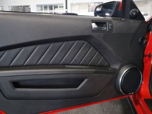 Used 2014 Ford Mustang GT Premium RWD image 13