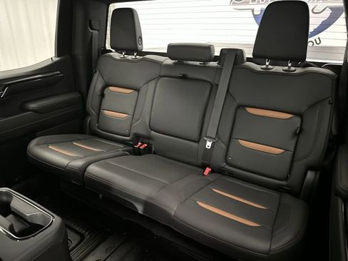 Used 2024 GMC Sierra 1500 AT4 AWD/4WD image 27