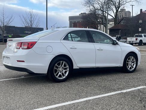 Used 2013 Chevrolet Malibu Eco w/ Power Convenience Package image 9