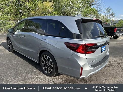 New 2026 Honda Odyssey Elite image 9