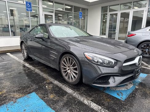 Used 2019 Mercedes-Benz SL 550 SL 550 image 1