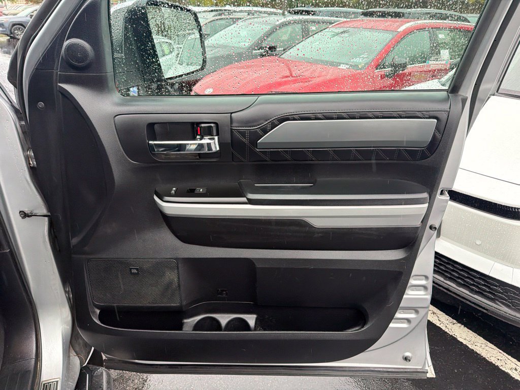 Used 2019 Toyota Tundra Platinum AWD/4WD image 8