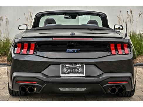 Used 2025 Ford Mustang GT Premium RWD image 13