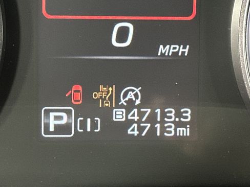 Used 2025 Subaru Crosstrek 2.5i Limited image 5