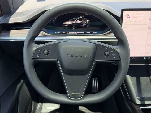 Used 2023 Tesla Model X AWD/4WD image 12