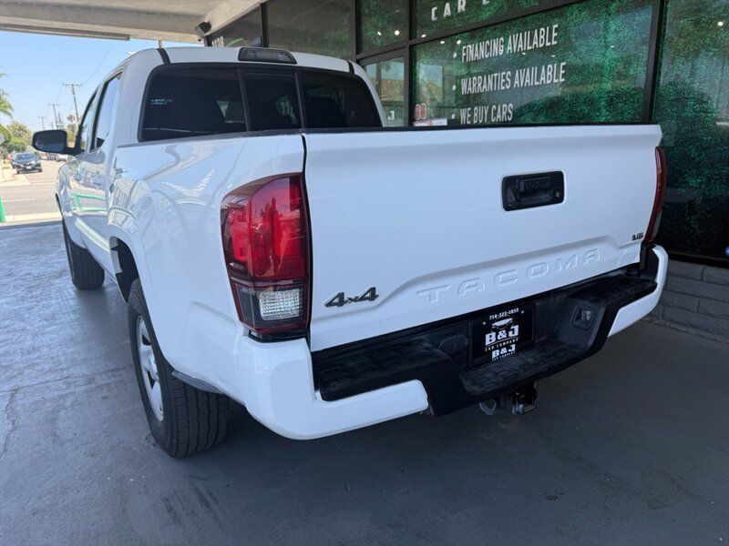 Used 2019 Toyota Tacoma SR AWD/4WD image 8
