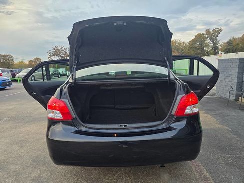 Used 2012 Toyota Yaris Sedan image 43