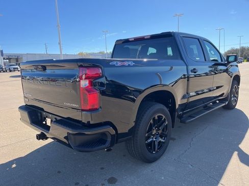 New 2026 Chevrolet Silverado 1500 Custom image 4