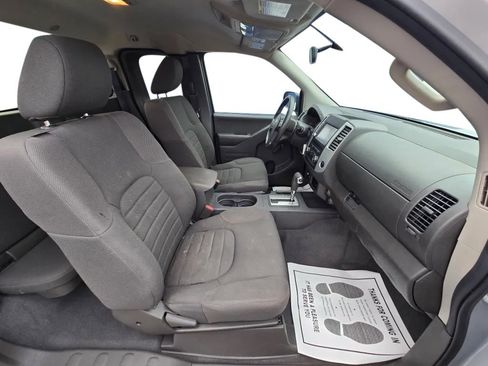 Used 2019 Nissan Frontier S image 25