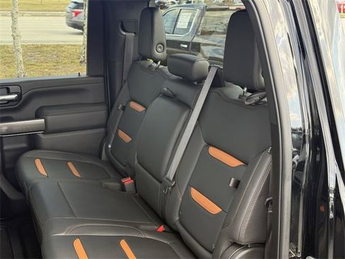 Used 2022 GMC Sierra 2500 AT4 image 30