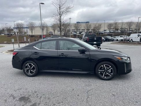 Certified 2025 Nissan Sentra SR w/ SR Premium Package image 3