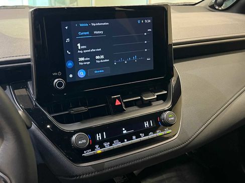 Certified 2025 Toyota Corolla Premium Plus image 21