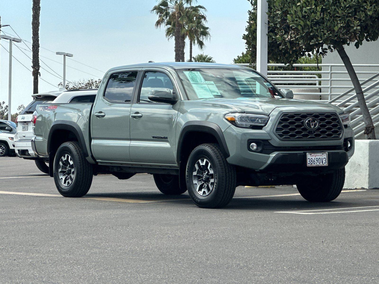Used 2023 Toyota Tacoma TRD Off-Road AWD/4WD image 8