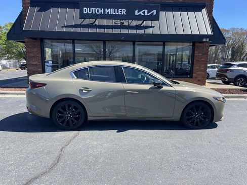 Used 2024 MAZDA MAZDA3 s image 8