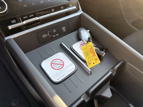 New 2026 Hyundai Santa Fe SE image 19