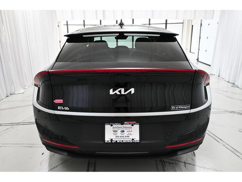 Used 2025 Kia EV6 Light AWD/4WD image 6
