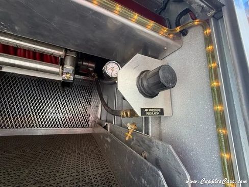 Used 2003 Ford F550 4x4 Regular Cab Super Duty image 14