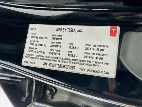 Used 2018 Tesla Model 3 Long Range image 52