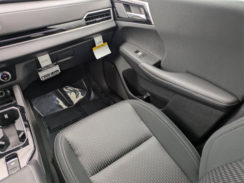 New 2026 Mitsubishi Outlander ES image 16