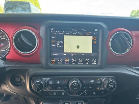 Used 2018 Jeep Wrangler Unlimited Rubicon image 12