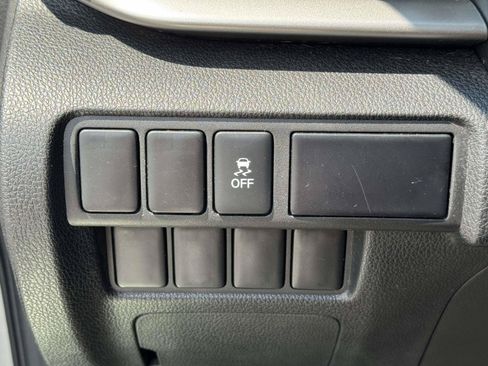 Used 2020 Mitsubishi Eclipse Cross ES AWD/4WD image 9