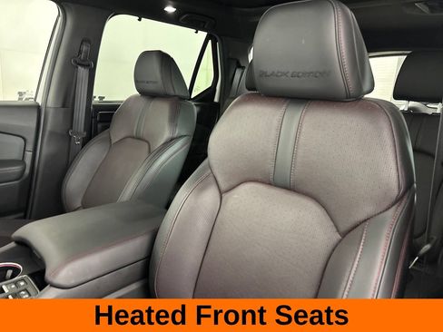 Used 2025 Honda Pilot Black Edition image 15
