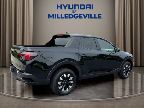 New 2025 Hyundai Santa Cruz SE image 8