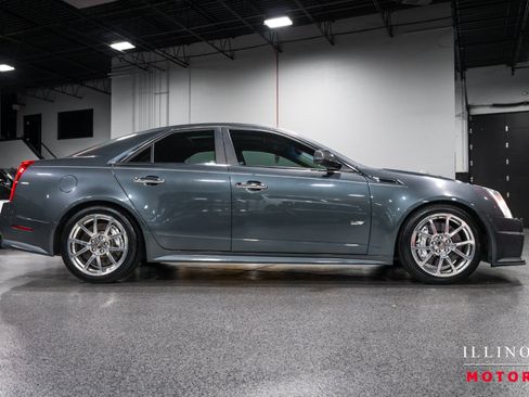 Used 2011 Cadillac CTS V RWD image 6