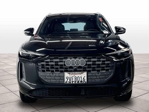 Used 2025 Audi Q5 Premium AWD/4WD image 3
