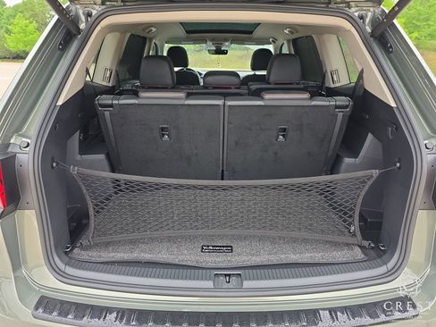 Used 2024 Volkswagen Atlas Peak Edition SEL AWD/4WD image 25