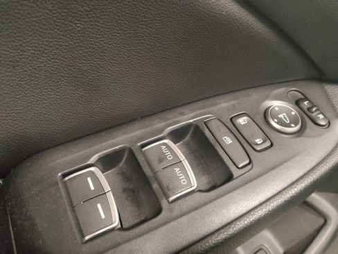 Used 2019 Honda Accord EX image 27