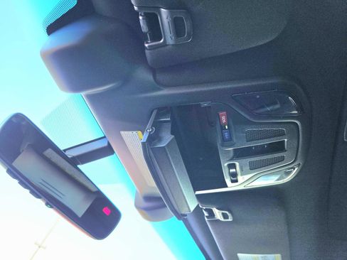 Used 2022 Subaru Outback Wilderness image 36